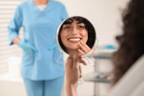 Veneers vs. Lumineers | Cosmetic Dentist in Albuquerque, NM
